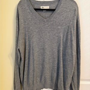 Onward Reserve Men's Gray V-Neck Sweater